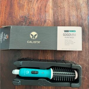 Calista GoGo Mini Round Brush travel size